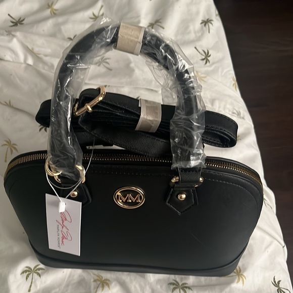 Purse - Picture 2 of 3